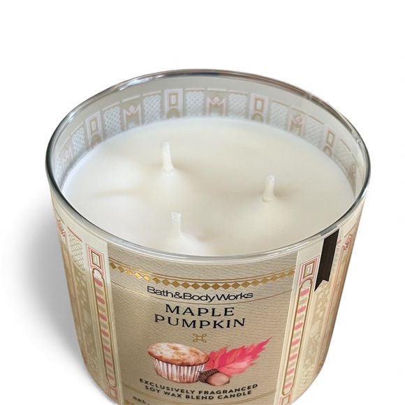 Bath & Body Works Maple Pumpkin 3-Wick Candles - Picture 3 of 7